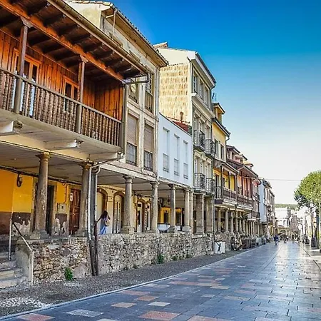 Aps Valdes De アパート