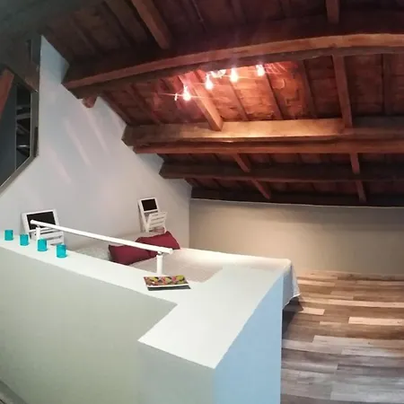 アパート Aps Valdes De アビレス