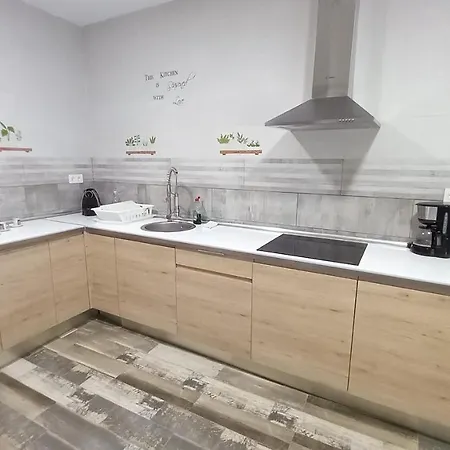 Aps Valdes De アパート