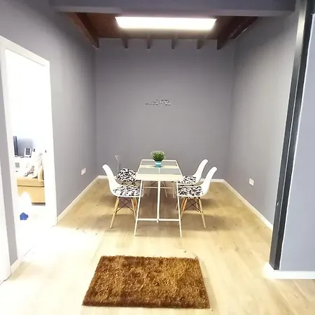 Aps Valdes De アパート *